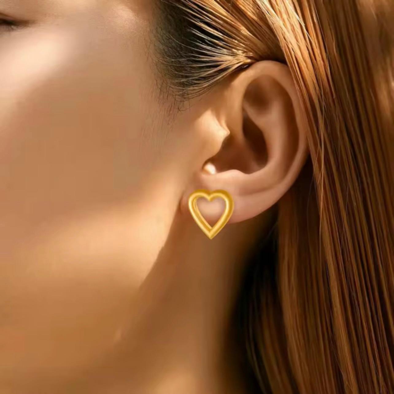 18K gold plated open heart earrings – waterproof and hypoallergenic gold statement studs
