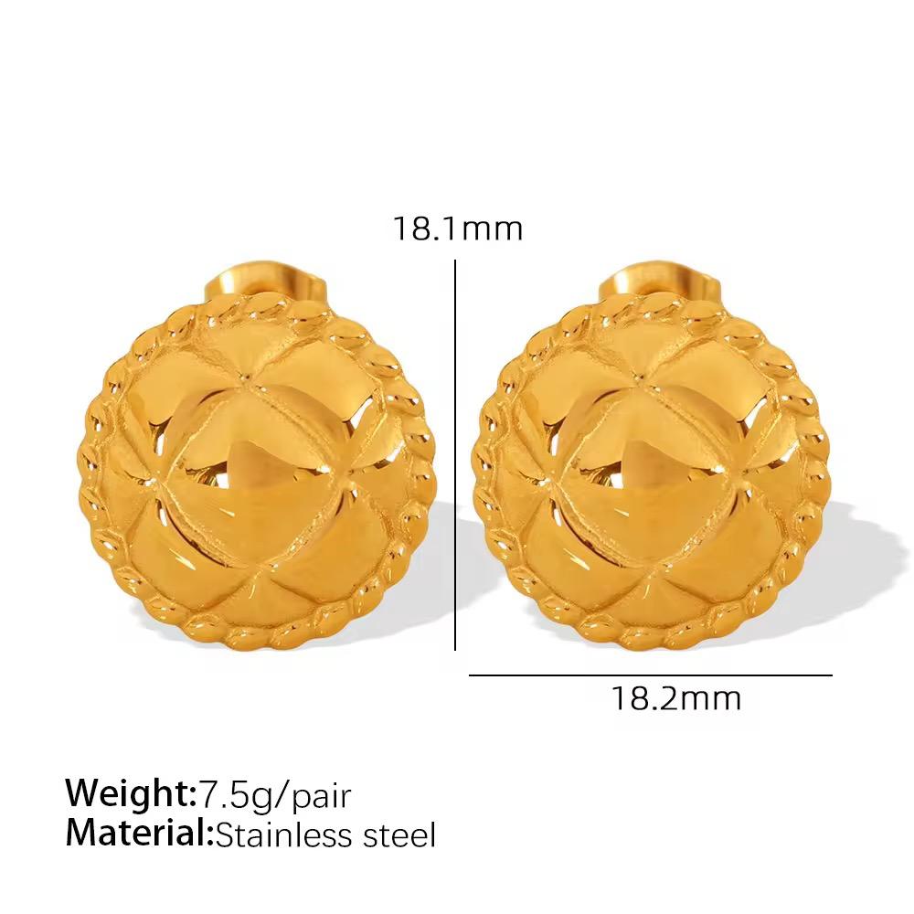 Quilted Round Earrings | 18K Gold Vintage Waterproof