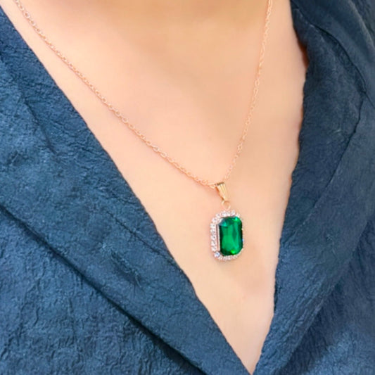 Emerald Elegance Necklace