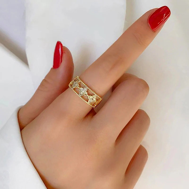 18K Gold Plated Adjustable Clover Ring – Waterproof & Skin Safe