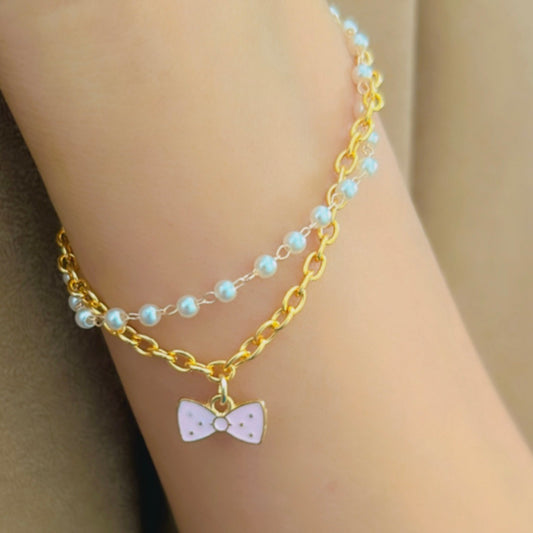 Elegant Golden Chain Bracelet with Light Pink Bow Charm