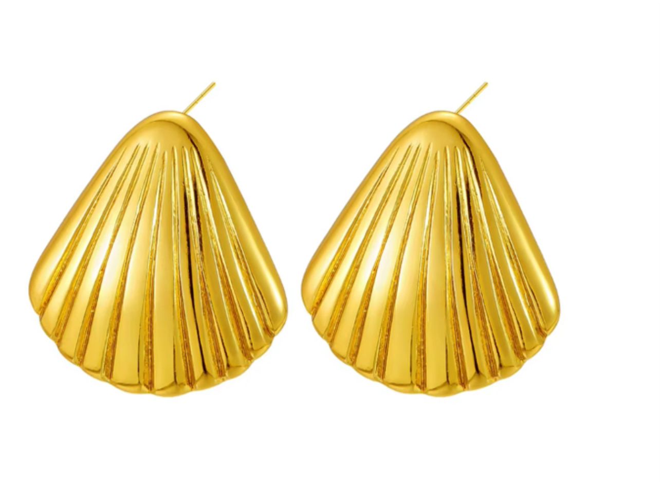 Seashell Stud Earrings | 18K Gold Beach-Inspired Statement