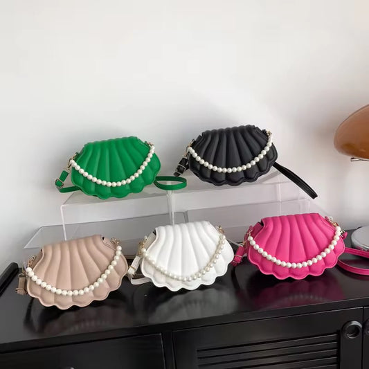 Shell Pearl Crossbody Bag – Chic & Unique