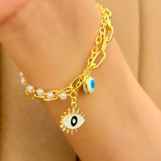 Pure Elegance White Eye Bracelet