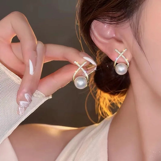 Rhinestone Pearl Stud Earrings