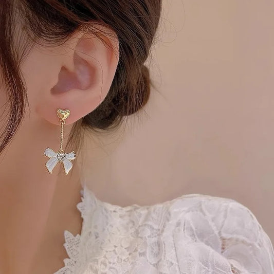 Heartfelt Bow Elegance Earrings