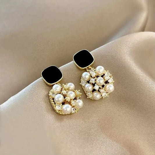 Square Radiance Pearl Drops