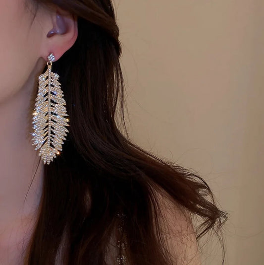 Sparkling Leaf Dangle Earrings