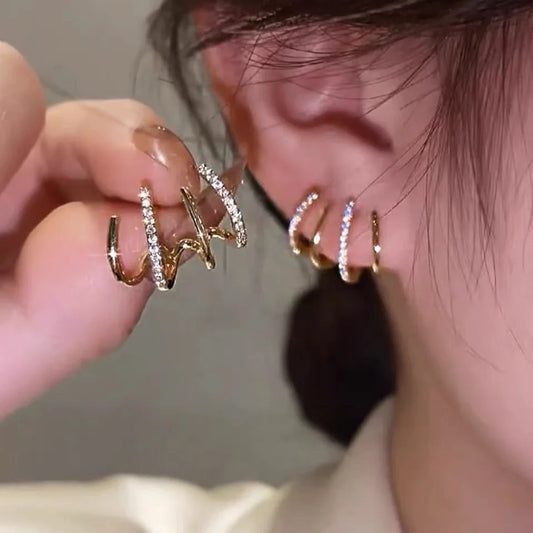 Clawed Elegance Earring