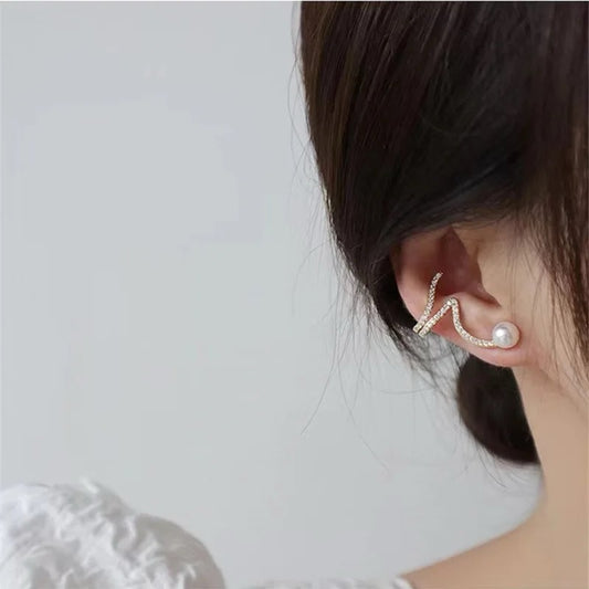 Geometric Pearl Stud Earrings